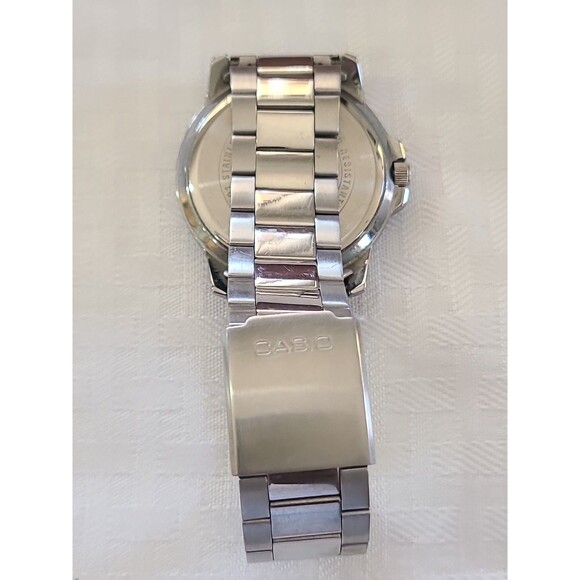 Casio MTP-VD01D-2B Enticer Series Blue Dial Stainless Steel Men Watch Needs Batt - Picture 6 of 8